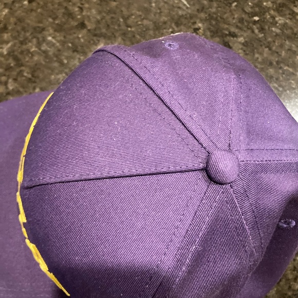 Trucker hat - Picture 2 of 5